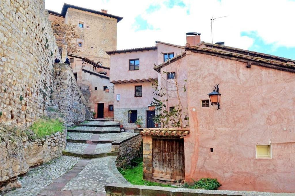 Apartamento Portal Del Agua Альбаррасин Экстерьер фото