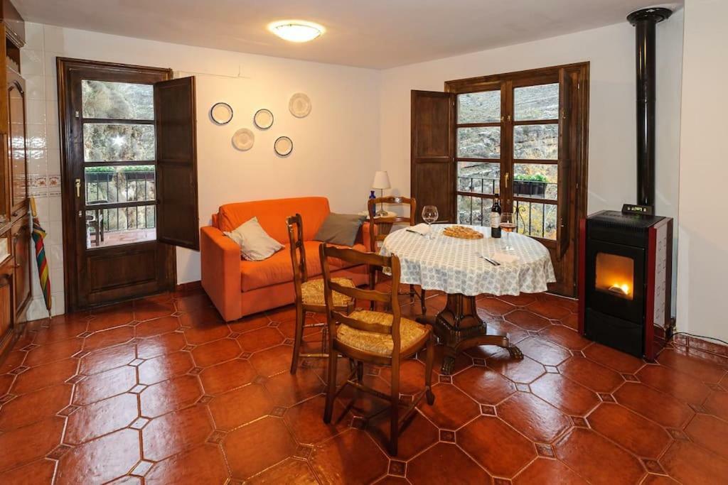 Apartamento Portal Del Agua Альбаррасин Экстерьер фото